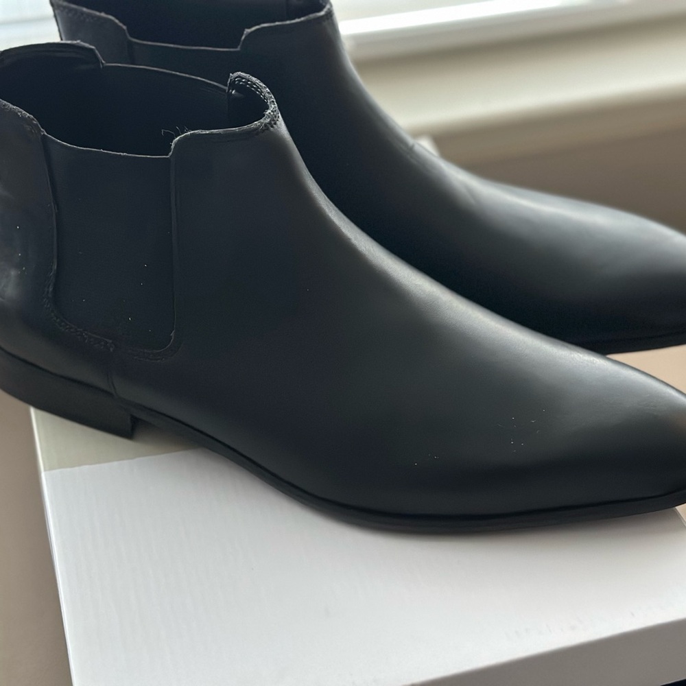 BP Men's Black Leather Chelsea Boots